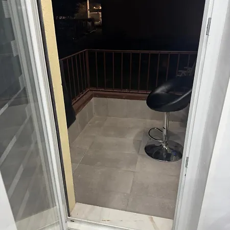 Leomar Apartment