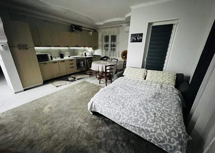 Leomar 그라벨로나 토체